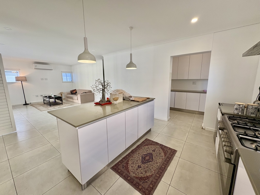 3 Bedroom Property for Sale in Sandown Western Cape